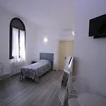 I Grifoni Πανσιόν 3*